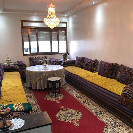 Bel appartement rénové proche de la gare du train Rabat Exterior foto