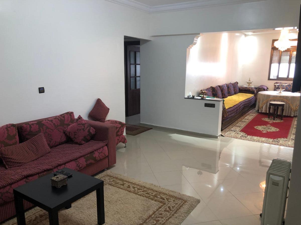 Bel appartement rénové proche de la gare du train Rabat Exterior foto