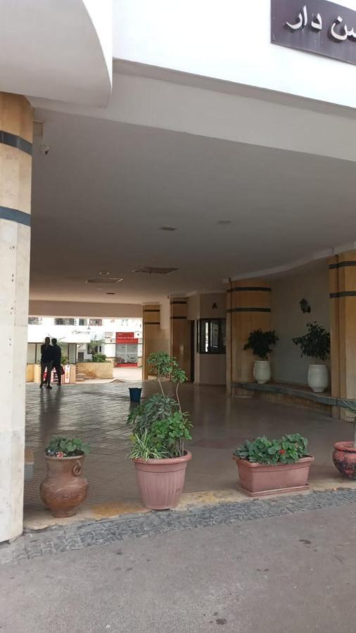 Bel appartement rénové proche de la gare du train Rabat Exterior foto